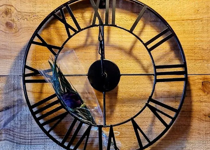 La Tete Dans Les Etoiles, 4 Adultes, 3 Enfants